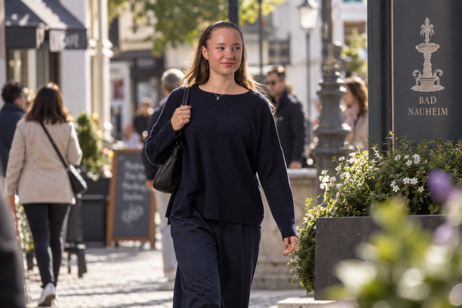 Bad Nauheim Streetstyle - Rundhalspullover mit Knopfleiste