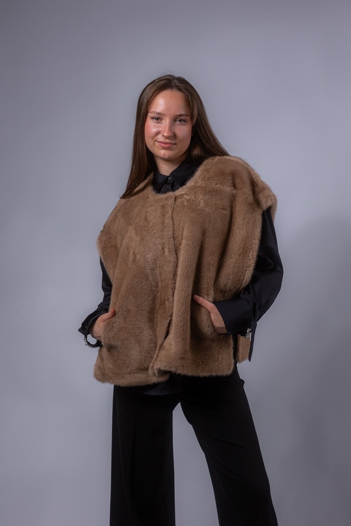 [P3542_40533_CM-38] Ponchoweste Fake Fur NOVALENCIA (38)
